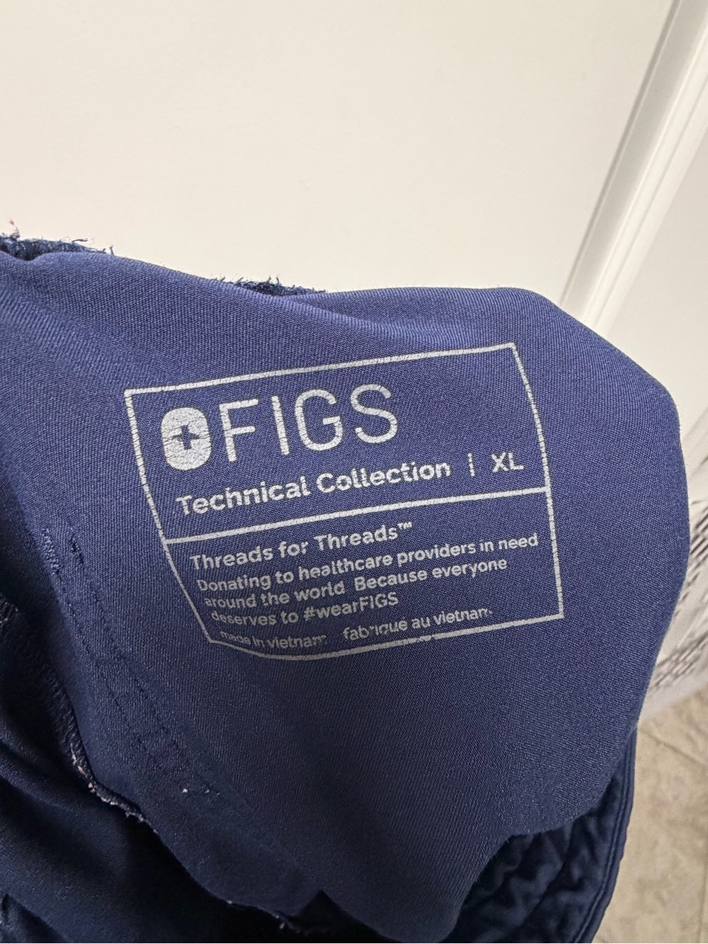 Figs Navy High Waisted Yola Scrub Pants XL - Picture 4 of 4